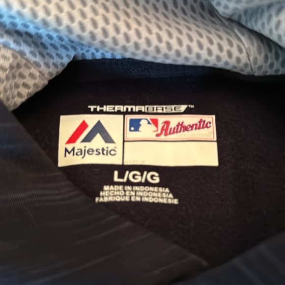 Detroit Tigers Majestic Train to Reign Olde English D Hoodie Size Large - Picture 4 of 5